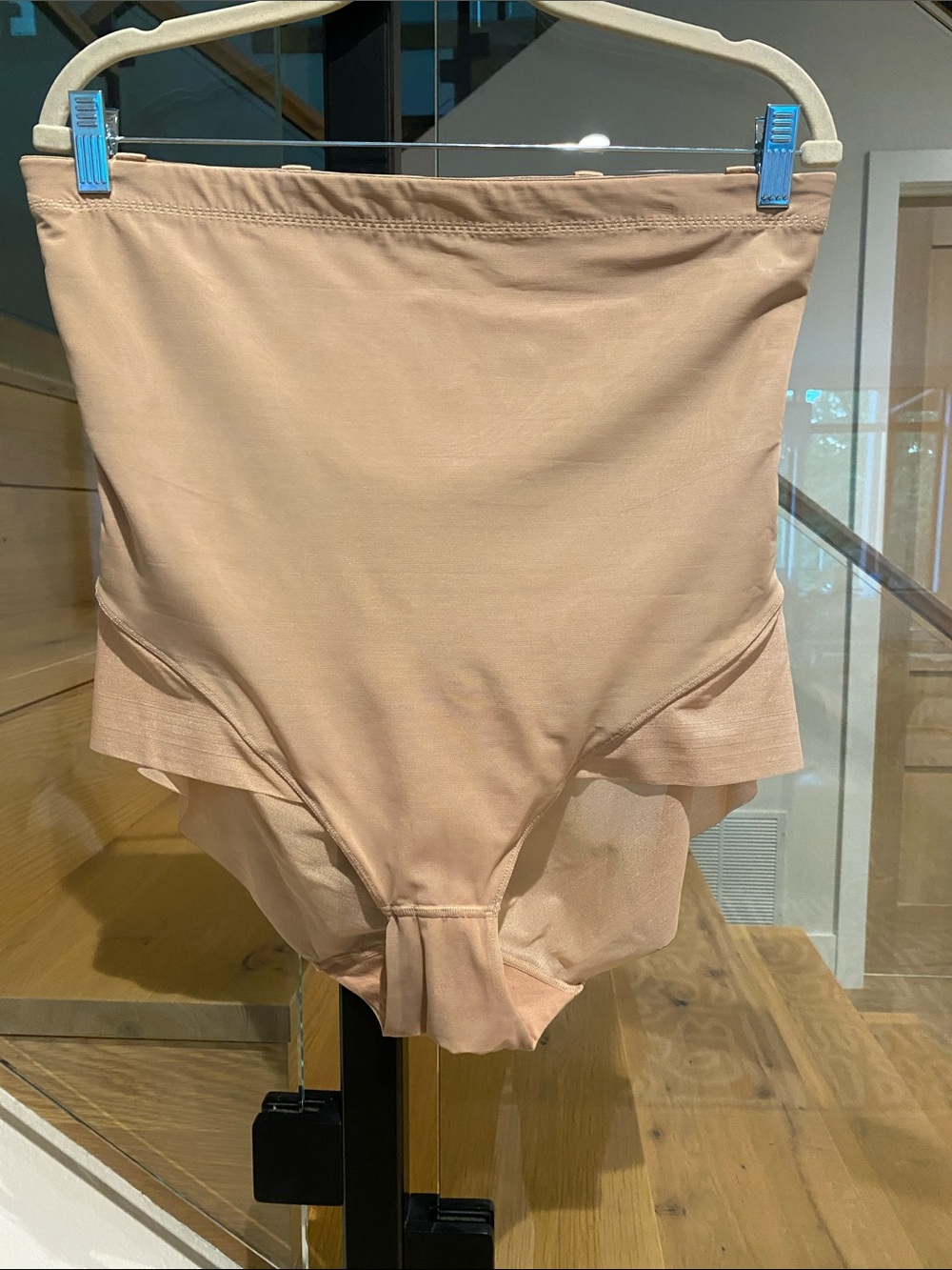 Honeylove High-Waist Sculpting Shorts in Nude Blush NWOT
